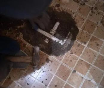 黄山卫生间漏水维修公司为您分享下卫生间渗水如何处理及注意事项